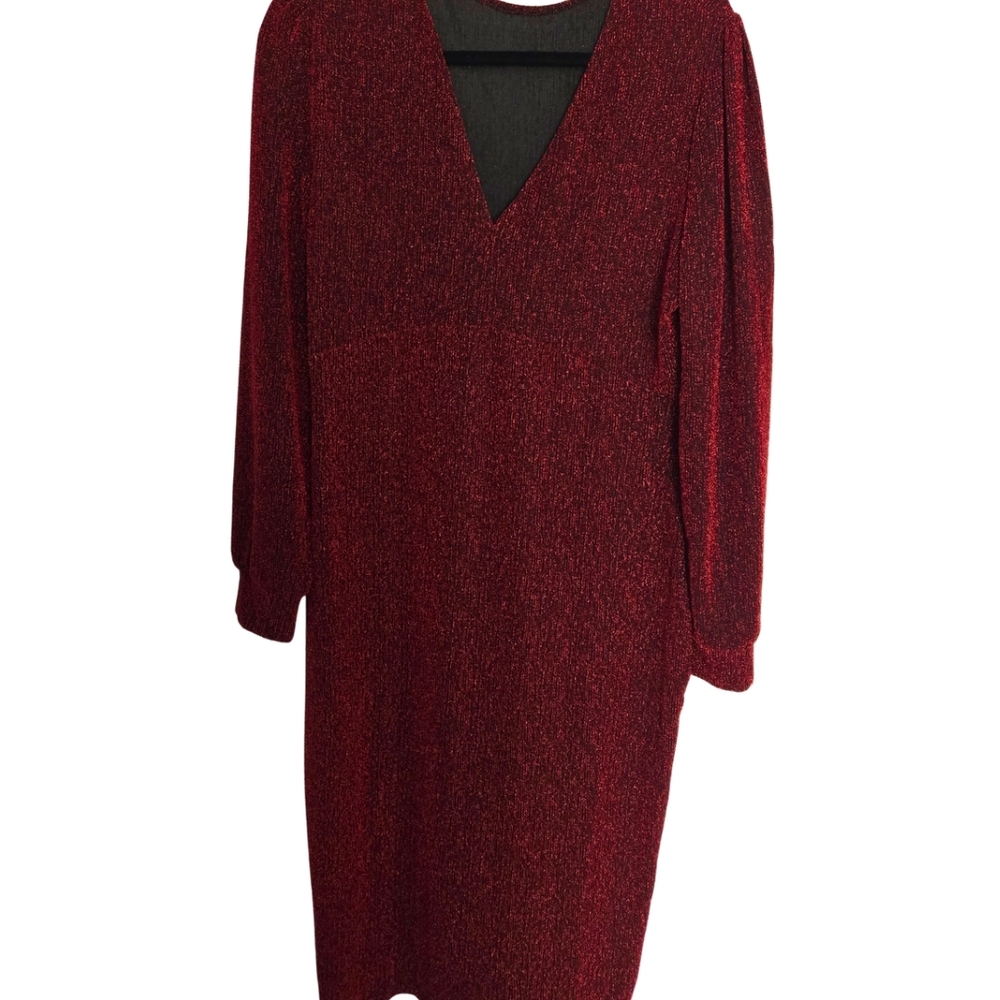 Elegant Red V-Neck Dress